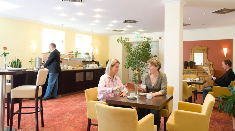 <b>Idingshof Hotel-Restaurant Lobby</b>. Images powered by <a href="https://www.leonardoworldwide.com/" title="Leonardo Worldwide" target="_blank">Leonardo</a>.