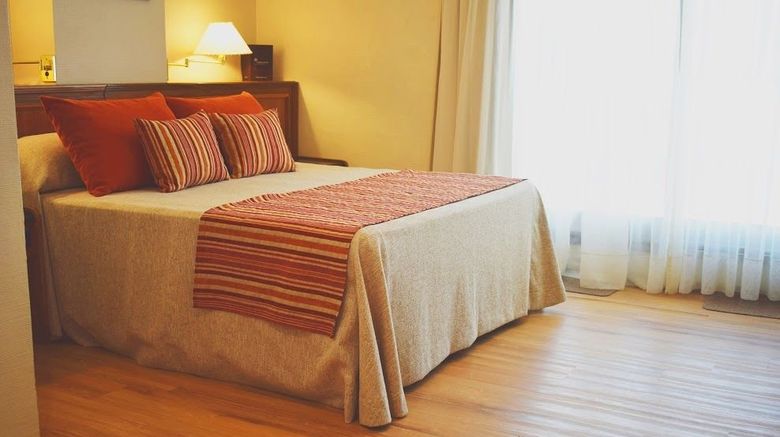 <b>Republica Hotel Room</b>. Images powered by <a href="https://www.leonardoworldwide.com/" title="Leonardo Worldwide" target="_blank">Leonardo</a>.