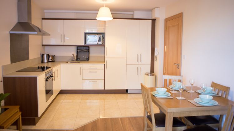 Broc House Suites Room