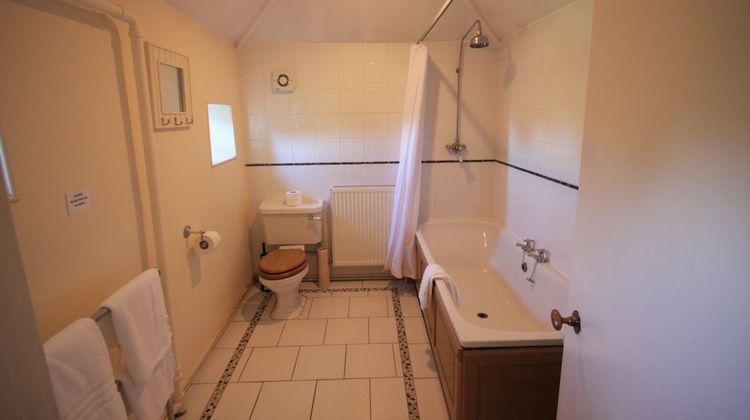 The Worsley Arms Hotel Room