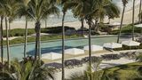 Four Seasons Resort & Residences Pool