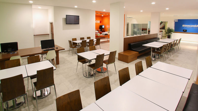<b>One Queretaro Plaza Galerias Restaurant</b>. Images powered by <a href="https://www.leonardoworldwide.com/" title="Leonardo Worldwide" target="_blank">Leonardo</a>.