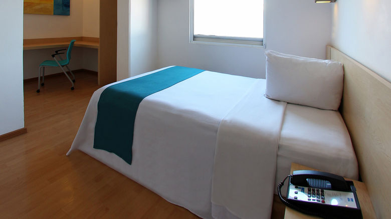 <b>One Queretaro Plaza Galerias Room</b>. Images powered by <a href="https://www.leonardoworldwide.com/" title="Leonardo Worldwide" target="_blank">Leonardo</a>.