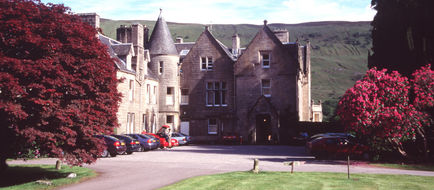 Glengarry Castle Hotel Exterior