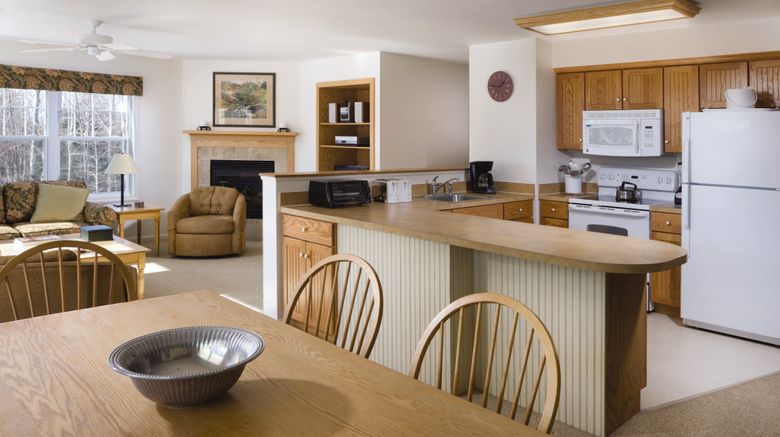 <b>Club Wyndham Smugglers' Notch Vermont Room</b>. Images powered by <a href="https://www.leonardoworldwide.com/" title="Leonardo Worldwide" target="_blank">Leonardo</a>.