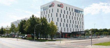 Enso Hotel Exterior