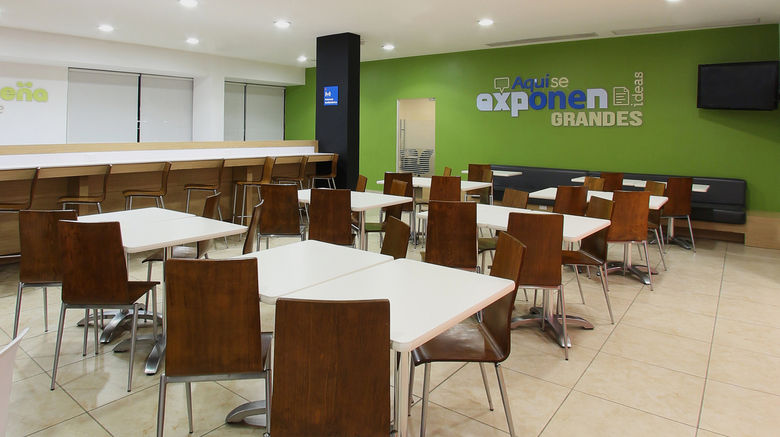 <b>One Queretaro Aeropuerto Restaurant</b>. Images powered by <a href="https://www.leonardoworldwide.com/" title="Leonardo Worldwide" target="_blank">Leonardo</a>.