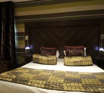 The Golf Hotel Room