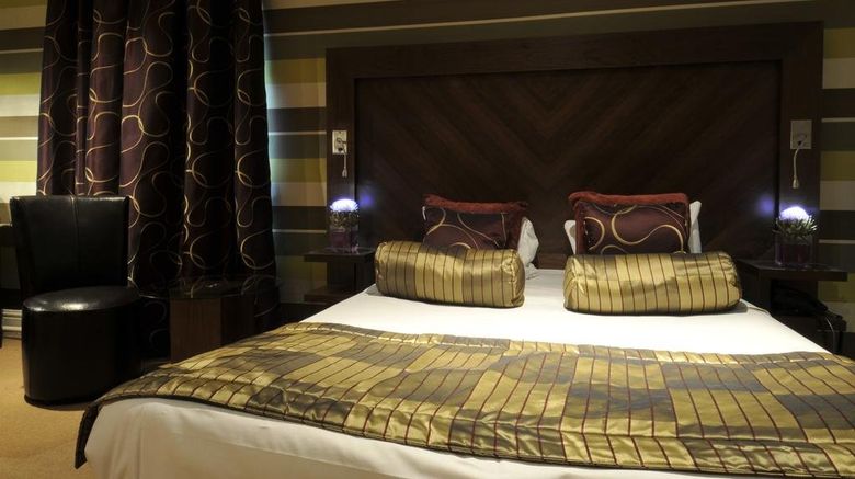 <b>The Golf Hotel Room</b>. Images powered by <a href="https://www.leonardoworldwide.com/" title="Leonardo Worldwide" target="_blank">Leonardo</a>.