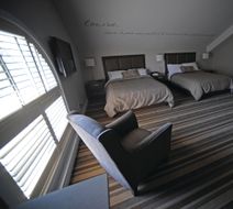 Hotel Montfort Nicolet Room