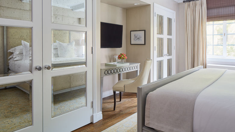 <b>The Lowell New York Room</b>. Images powered by <a href="https://www.leonardoworldwide.com/" title="Leonardo Worldwide" target="_blank">Leonardo</a>.