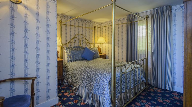 <b>Mendocino Hotel Room</b>. Images powered by <a href="https://www.leonardoworldwide.com/" title="Leonardo Worldwide" target="_blank">Leonardo</a>.