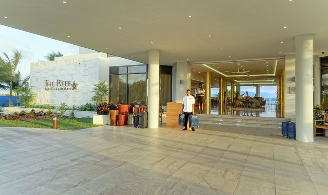 The Reef by CuisinArt Exterior