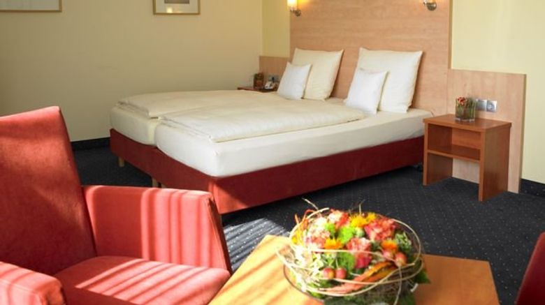 <b>Hotel Adler Room</b>. Images powered by <a href="https://www.leonardoworldwide.com/" title="Leonardo Worldwide" target="_blank">Leonardo</a>.