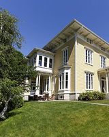 Captains Mansion