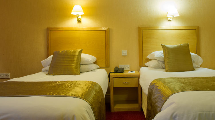 Royal Victoria Hotel Room