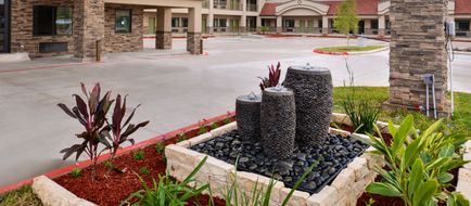 Scottish Inns & Suites Conroe TX Exterior
