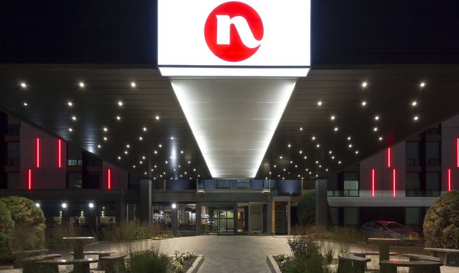Hotel & Suites Normandin Exterior