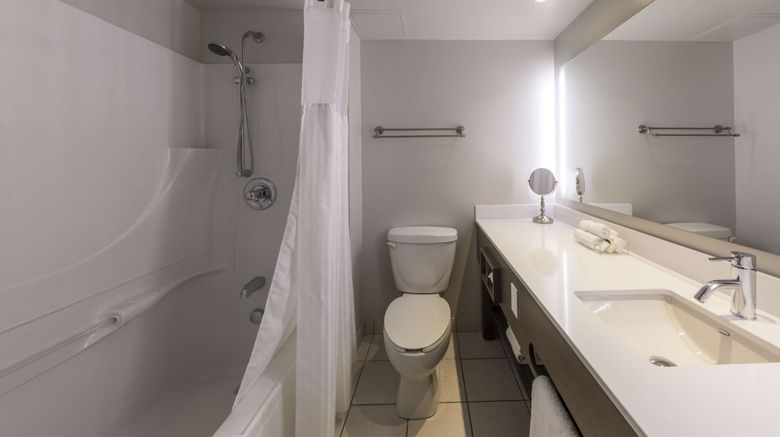 <b>Hotel & Suites Normandin Room</b>. Images powered by <a href="https://www.leonardoworldwide.com/" title="Leonardo Worldwide" target="_blank">Leonardo</a>.