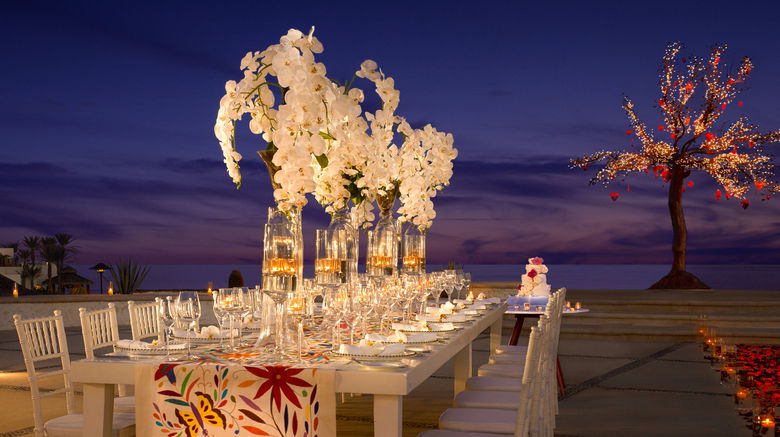 <b>Las Ventanas al Paraiso, Rosewood Resort Meeting</b>. Images powered by <a href="https://www.leonardoworldwide.com/" title="Leonardo Worldwide" target="_blank">Leonardo</a>.