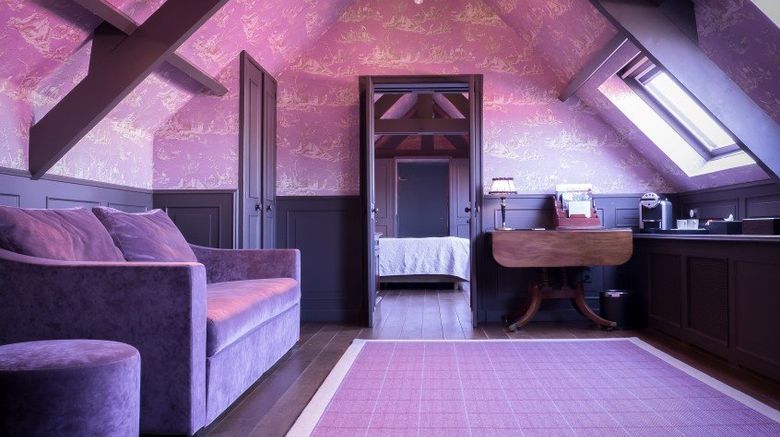 <b>Hotel de Orangerie Suite</b>. Images powered by <a href="https://www.leonardoworldwide.com/" title="Leonardo Worldwide" target="_blank">Leonardo</a>.