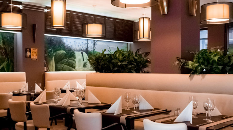<b>Hotel Taormina Restaurant</b>. Images powered by <a href="https://www.leonardoworldwide.com/" title="Leonardo Worldwide" target="_blank">Leonardo</a>.