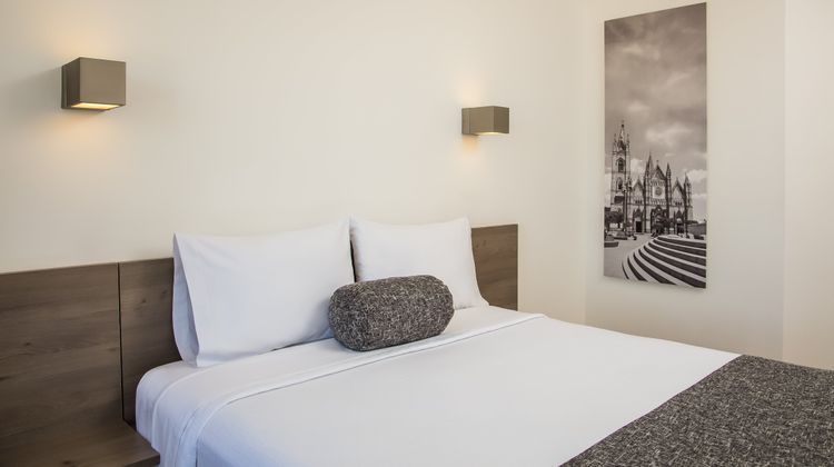 One Guadalajara Expo Room