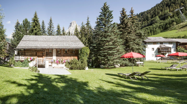 <b>Hotel La Perla Exterior</b>. Images powered by <a href="https://www.leonardoworldwide.com/" title="Leonardo Worldwide" target="_blank">Leonardo</a>.