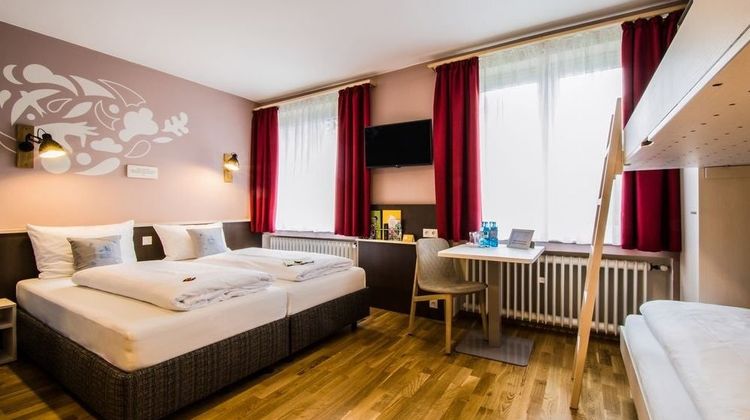 Jufa Hotel Koenigswinter Room