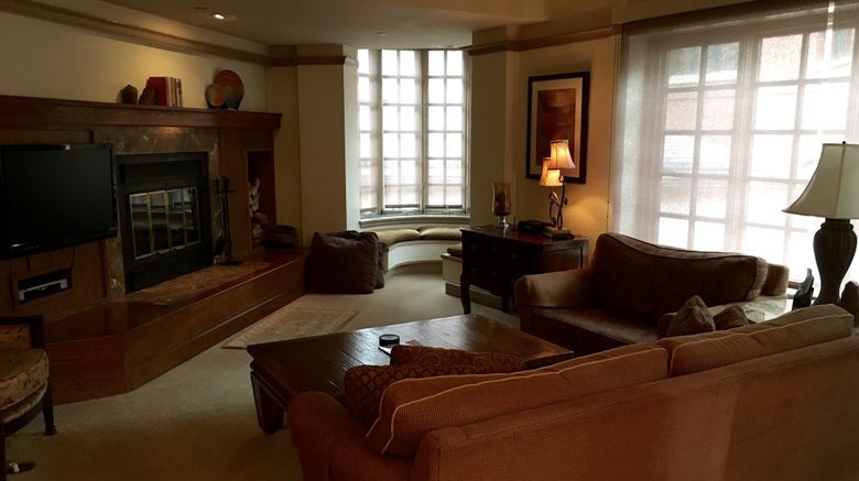 <b>Park Plaza Suite</b>. Images powered by <a href="https://www.leonardoworldwide.com/" title="Leonardo Worldwide" target="_blank">Leonardo</a>.