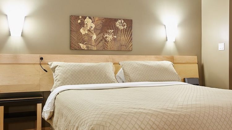 Hotel le Dauphin St Hyacinthe Room