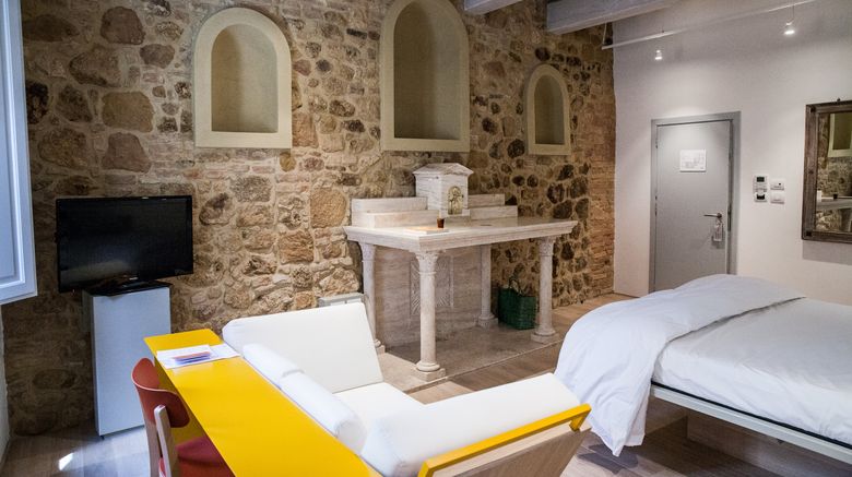 <b>La Bandita Townhouse, a Design Hotel Room</b>. Images powered by <a href="https://www.leonardoworldwide.com/" title="Leonardo Worldwide" target="_blank">Leonardo</a>.
