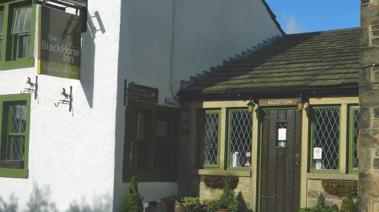 The Black Horse Inn Exterior