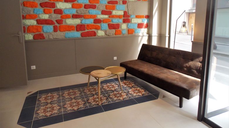 <b>Excelsior Batignolles Lobby</b>. Images powered by <a href="https://www.leonardoworldwide.com/" title="Leonardo Worldwide" target="_blank">Leonardo</a>.