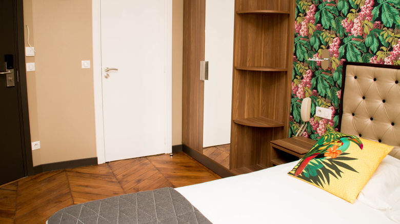 <b>Excelsior Batignolles Room</b>. Images powered by <a href="https://www.leonardoworldwide.com/" title="Leonardo Worldwide" target="_blank">Leonardo</a>.