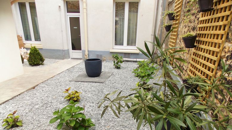<b>Excelsior Batignolles Exterior</b>. Images powered by <a href="https://www.leonardoworldwide.com/" title="Leonardo Worldwide" target="_blank">Leonardo</a>.