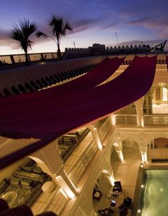 AnaYela, A Design Hotel