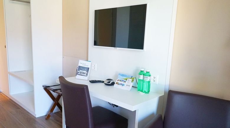 <b>Hotel Schuetzen Room</b>. Images powered by <a href="https://www.leonardoworldwide.com/" title="Leonardo Worldwide" target="_blank">Leonardo</a>.