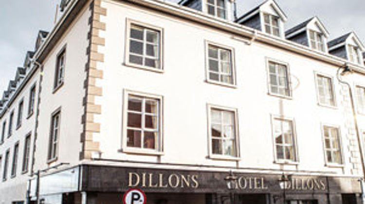 Dillon's Hotel Exterior
