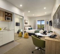 Hotel Quest Griffith Room