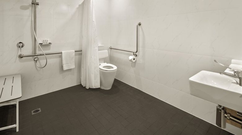 <b>Hotel Quest Griffith Room</b>. Images powered by <a href="https://www.leonardoworldwide.com/" title="Leonardo Worldwide" target="_blank">Leonardo</a>.