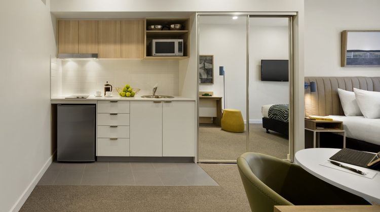 Hotel Quest Griffith Room