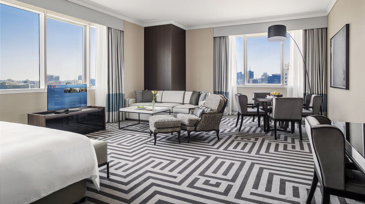 Al Maha Arjaan by Rotana Suite