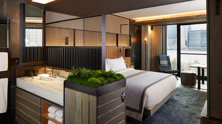<b>1 Hotel Brooklyn Bridge Room</b>. Images powered by <a href="https://www.leonardoworldwide.com/" title="Leonardo Worldwide" target="_blank">Leonardo</a>.