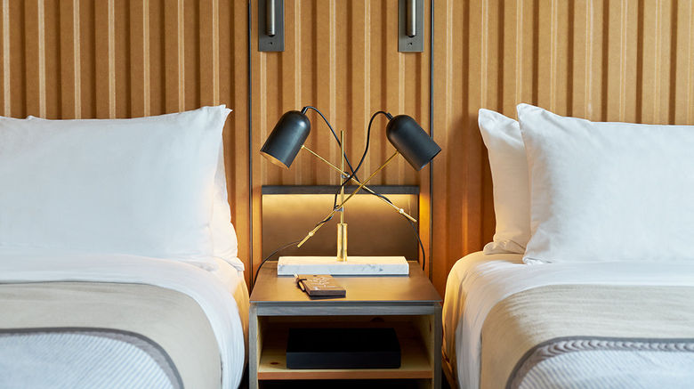 <b>1 Hotel Brooklyn Bridge Room</b>. Images powered by <a href="https://www.leonardoworldwide.com/" title="Leonardo Worldwide" target="_blank">Leonardo</a>.