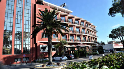Park Hotel