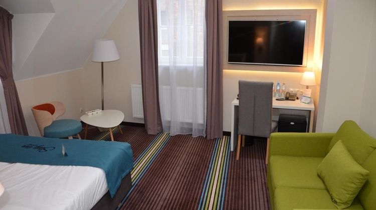 Stay Inn Hotel Room