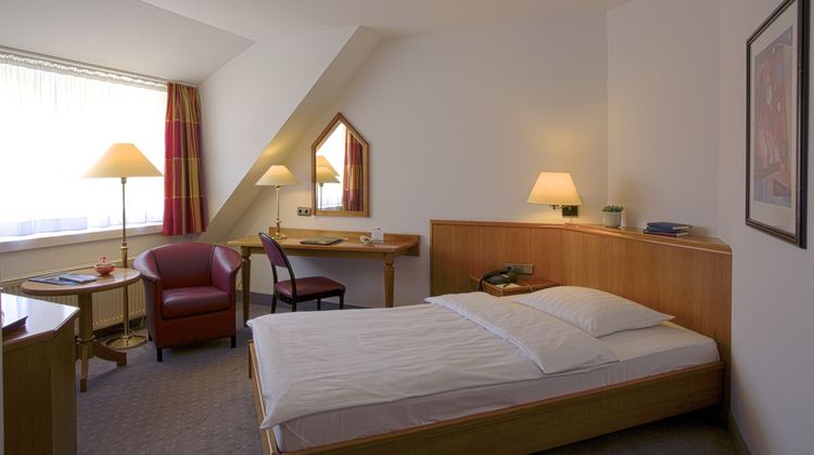 Hotel ALMA am Anger Room