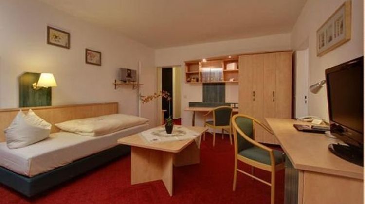 Hotel Grille Room