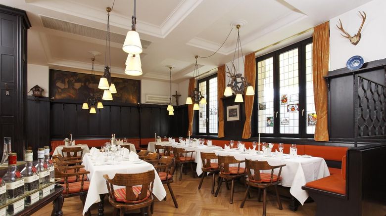 <b>Schlosshotel Karlsruhe Restaurant</b>. Images powered by <a href="https://www.leonardoworldwide.com/" title="Leonardo Worldwide" target="_blank">Leonardo</a>.